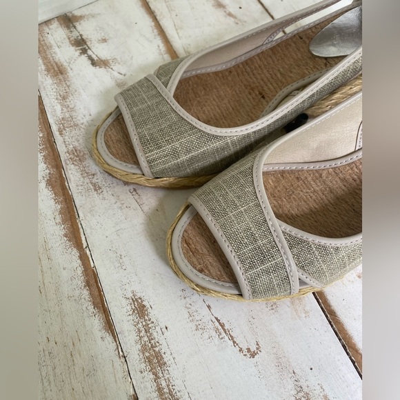 Donald J. Pliner Coraa Linen Espadrille Wedge Sandals sz 6.5 peep toe summer EUC - Picture 11 of 13